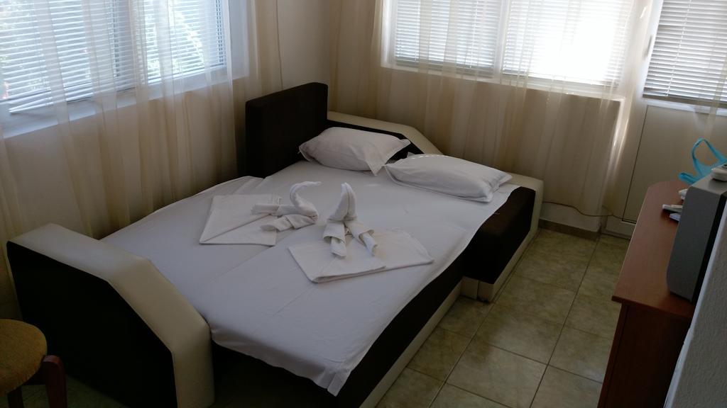 Guest House Krasi Chernomorets Luaran gambar